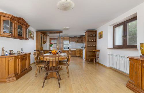 Przytulne Apartamenty w Klimatycznym Domu nad Białką w Otoczeniu Górskich Krajobrazów by Noclegi Renters - Foto 15