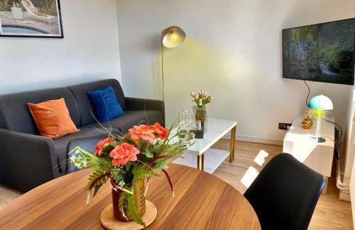 Le Perchoir-WIFI-Face à la Gare-Terrasses-Proche tous commerces - Foto 4