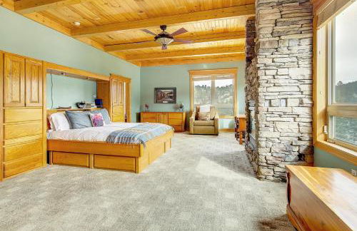 Secluded & Spacious Mountain Getaway - Foto 17