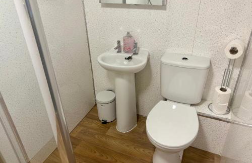 The Milking Parlour - Photo 27