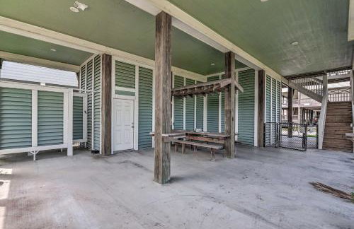 Steps to Gulf Crystal Beach Home with Deck and Views - Foto 26