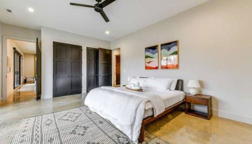 The Flat - A Lake View Retreat with Dock Access - Foto 1