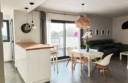 Atico con piscina, golf, vistas al mar - Photo 28