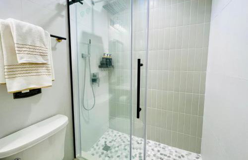 Private Estate, walk to Princeton downtown, 3 Bedrooms, 2 Bath, with Free Parking - Photo 30