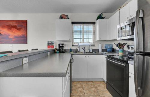 Beach Supplies | Fire Pit | Walk to Beach & Marina - Foto 6