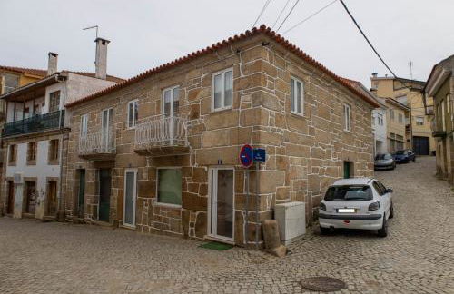 Casa da Praça de Murça - Foto 1