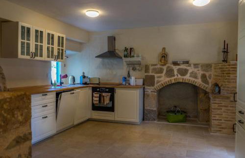 Vila na Kamenu - Foto 29