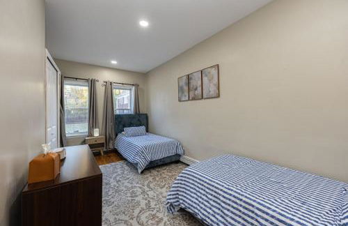 Cozy, Spacious Home Near Downtown Boston - Foto 12