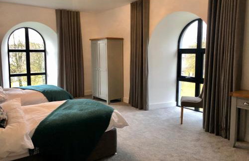 East Church House, Unique 9 bedroom Church, Historic Market Town. - Foto 30