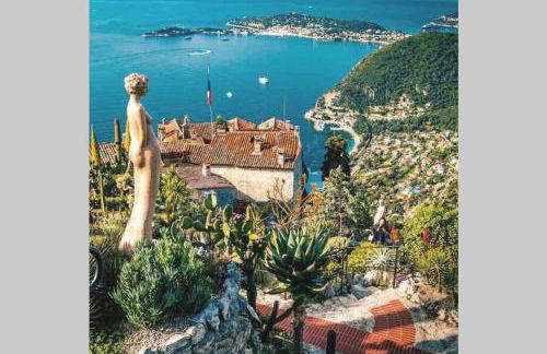 Villa d exception avec terrasse, jacuzzi, vue mer, parking, en plein cœur du village de Eze - Foto 54