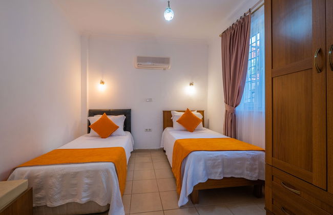 Infinity Flora Villa - Photo 6