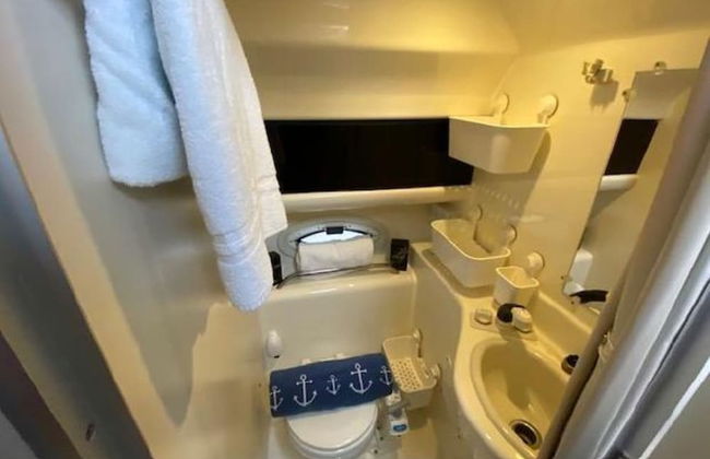 Stunning 2-bed Boat in Dreverna - Photo 36