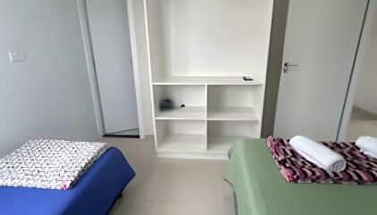 03 quartos (ar condicionado e ventilador), até 10 pessoas, garagem, atrás do hospital da Unimed apt 202 - Foto 3