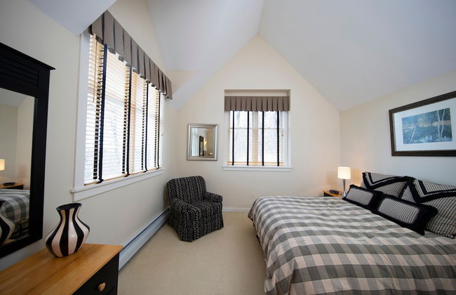 Luxury 6br Solitude Ge- Indoor Bball Court, Private Tub 6 Bedroom Home by RedAwning - Foto 6