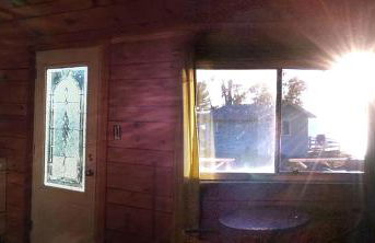 Charming Camping Cabin on the Shores of Great Sacandaga Lake in Northville, New York - Foto 8