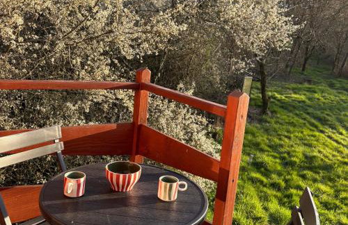 Évasion romantique en roulotte autonome avec confort moderne en pleine nature - FR-1-591-552 - Foto 8