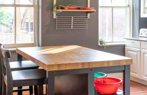 Classic Soulard 4BR Private Yard ABODEbucks - Foto 11