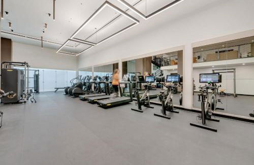 Sleek Escape-Resort-Style Stay with Pool Spa & more - Foto 27