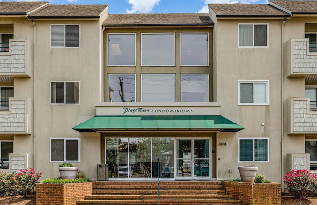 Neptune s Nook 5 min From Oceanfront w Pool - Foto 1