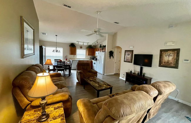 Four Bedroom Pool Home -- 289 EP -- Vusa Four Bedroom Pool Home - Foto 17