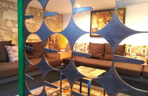 "La Case" - Magnifique ferme rénovée au cœur de la nature - Piscine privée sans vis-à-vis - Vue dégagée - Jardin - Stationnements gratuits devant la propriété - Belles prestations - Foto 39