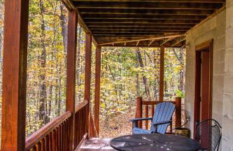 Creekwood Chalet - Hocking Hills with Hot Tub and Near Hiking - Foto 2