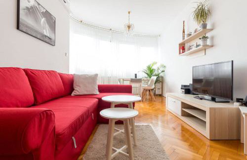 "Apartment Zagreb Idila Center", with a balcony, speed WiFi - Photo 10