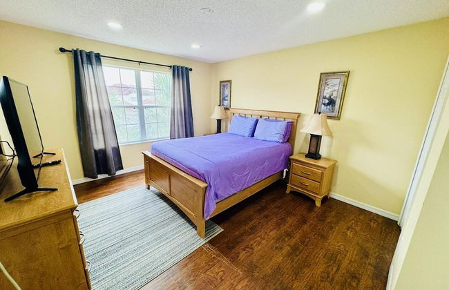 7/6.5 Beautiful Vacation Home With Private Pool, and Much More!! - Foto 57