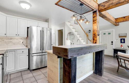 Waterfront Access with Kayaks Private Deck and a Firepit - Photo 23