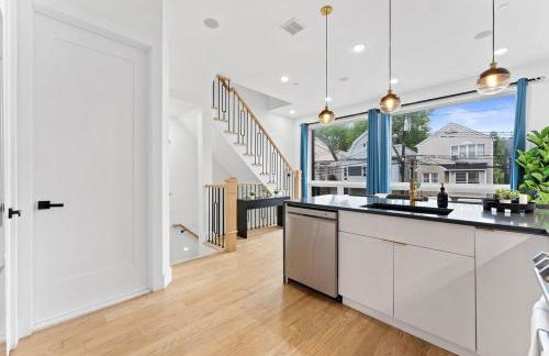 3BR Luxury w Rooftop Views - Foto 32