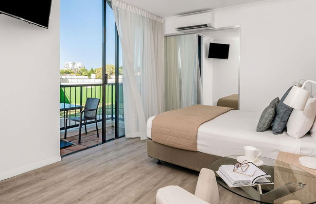 Mantra Coolangatta Beach - Photo 41