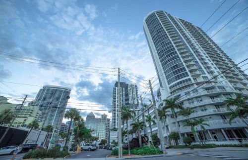 3-Bedroom Tropical Villa with Heated Pool in Fort Lauderdale - Foto 52