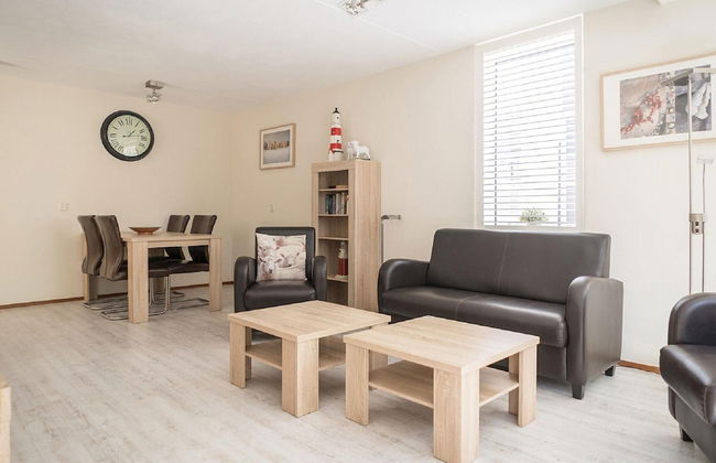 Well-kept Apartment, a Stone's Throw From the sea on Texel - Foto 15