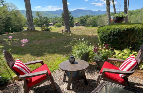 Glen Condo with Mountain Views Walk to Story Land - Photo 2