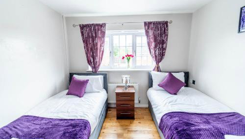 6BDR House By Hyped Properties Short Term Rental Agency With Free Parking Bilston Perfect For Contractors - Foto 2