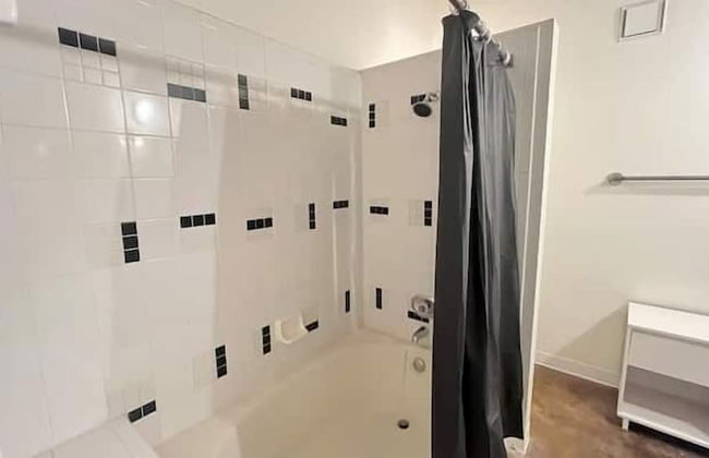 Artistico-Styled Studio Loft Sleeps 5 - Foto 19