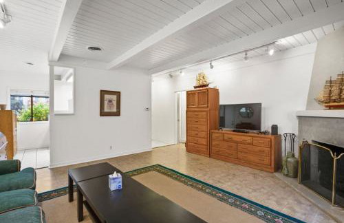 2BR Close To Stanford, Medical Center and Hospital - Photo 6