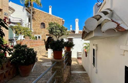 Semidetached Duplex home at Puebla Aida, Mijas Golf with pool, golf and sea views - Photo 37