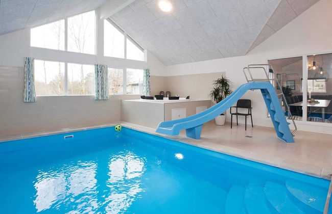 18 Person Holiday Home in Hojby - Photo 2