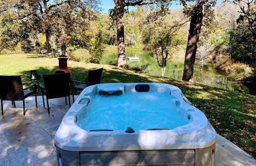 Gated Estate Escape! Three BR - Foto 19