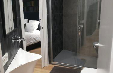 BIG 4 ROOMS in a Centric Home Parking Included - Foto 35