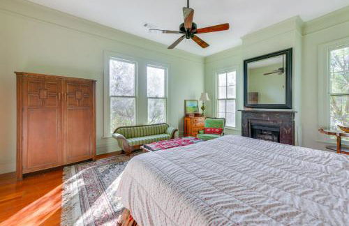 Ornate Victorian with Courtyard and Fire Pit - Foto 28