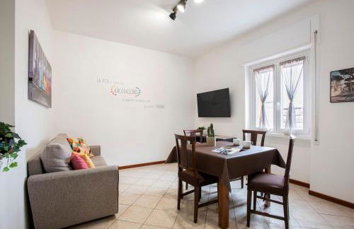 Rome City View - 2 Bedroom Apartment for 4 - Photo 15