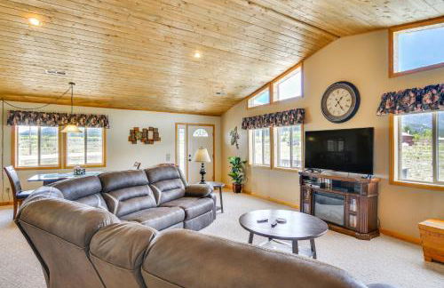 Spacious Buena Vista Home with Fire Pit Near Skiing! - Foto 6