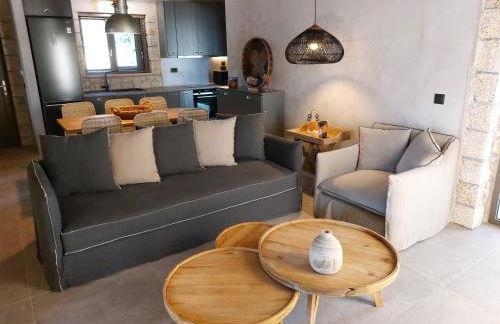 Elaiopetra Kefalonia - Stonehouse Hideaway with pool - Modern Luxury with Serene Sea and Mountain Views - Foto 24