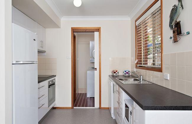 Beachcomber at Fingal Bay - Photo 5