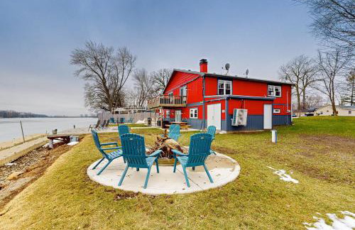 Waterfront Fun! Group Getaway on Lake Marie - Foto 45