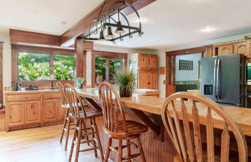 Liberty Lodge Pool & Hot Tub Game Room BBQ - Foto 18