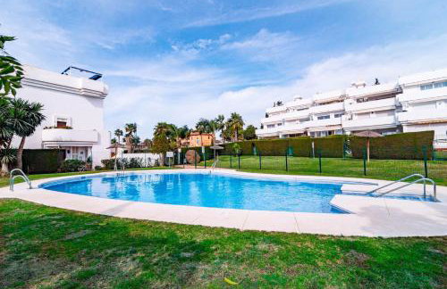 Andalusian Elegance apartment in El Paraiso with 360 views over Sea and Mountains - Photo 11