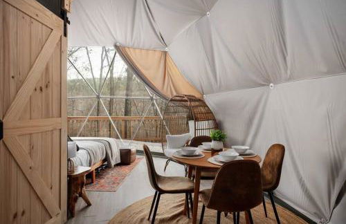 Glamping Dome w Hot Tub Fire Pit & River Access - Foto 39